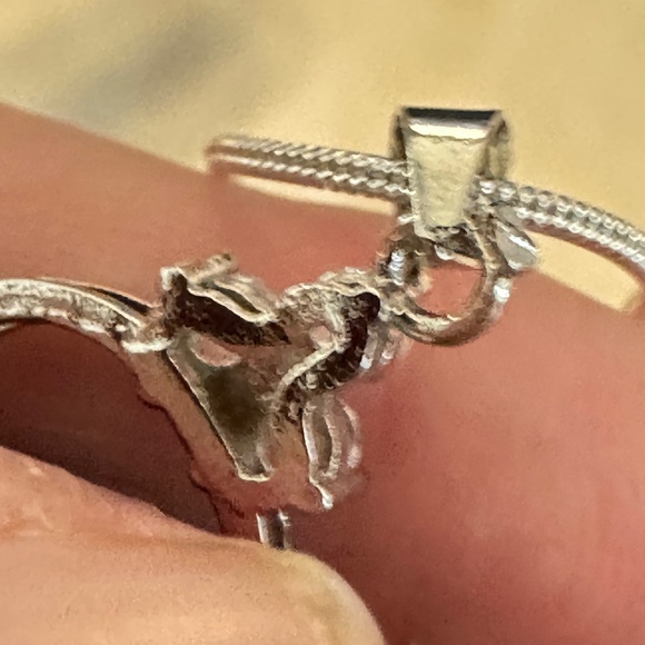 925 Sterling Silver Pendant W/Dyed Blue Agate Stone/Bead & 3 small Cz’s Above. - Picture 10 of 16